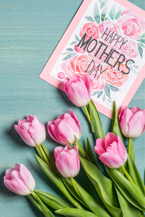 29 Sweet Christian Gift Ideas for Millennial Moms